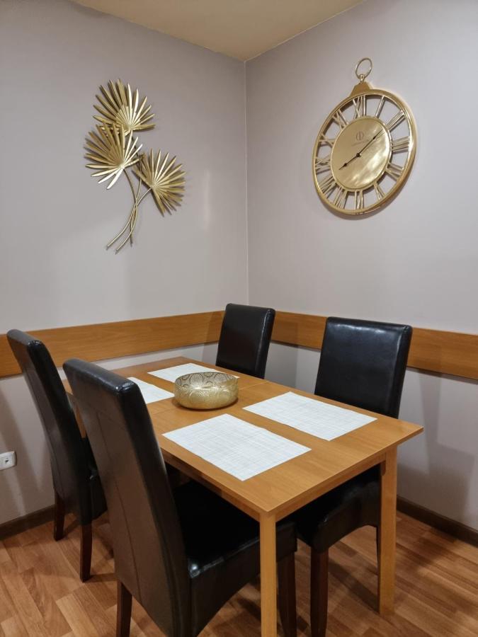 Relax Wellness Manzard Hajduszoboszlo Apartment Exterior foto