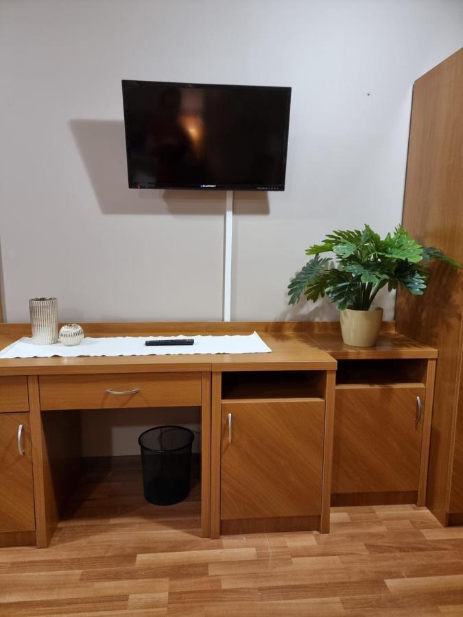 Relax Wellness Manzard Hajduszoboszlo Apartment Exterior foto