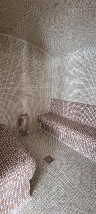 Relax Wellness Manzard Hajduszoboszlo Apartment Exterior foto